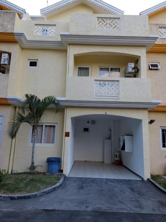 Ssvilla Flic en Flac Exterior foto